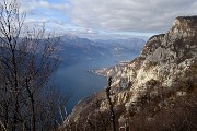 52 Quel ramo del Lago di Como con i monti del Triangolo Lariano